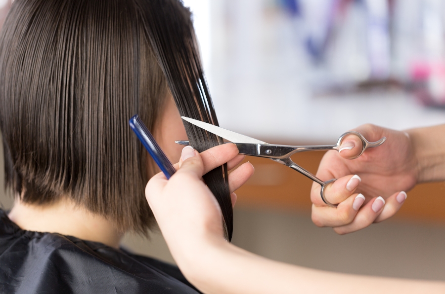 The Convenience of Doorstep Beauty Parlour Services